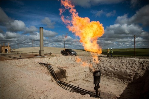 洞见美专家：pg电子页岩气革命揭开石油降价大幕 OPEC或解体