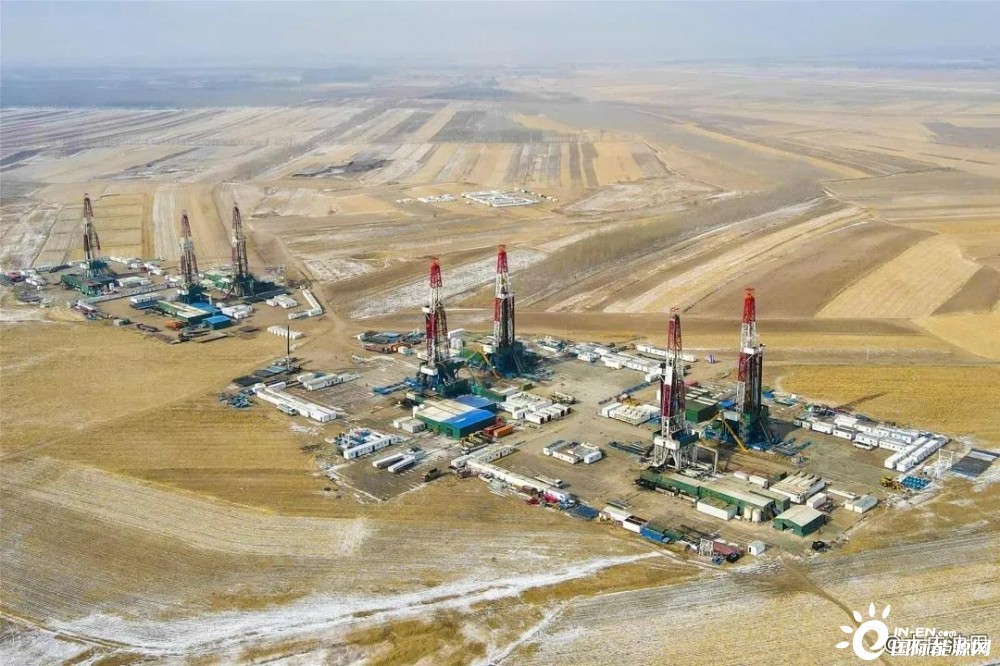 pg电子:中石油大庆油田百年建设油气当量超4300万吨